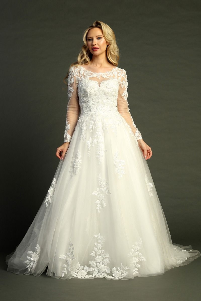 Wedding dress 8005L